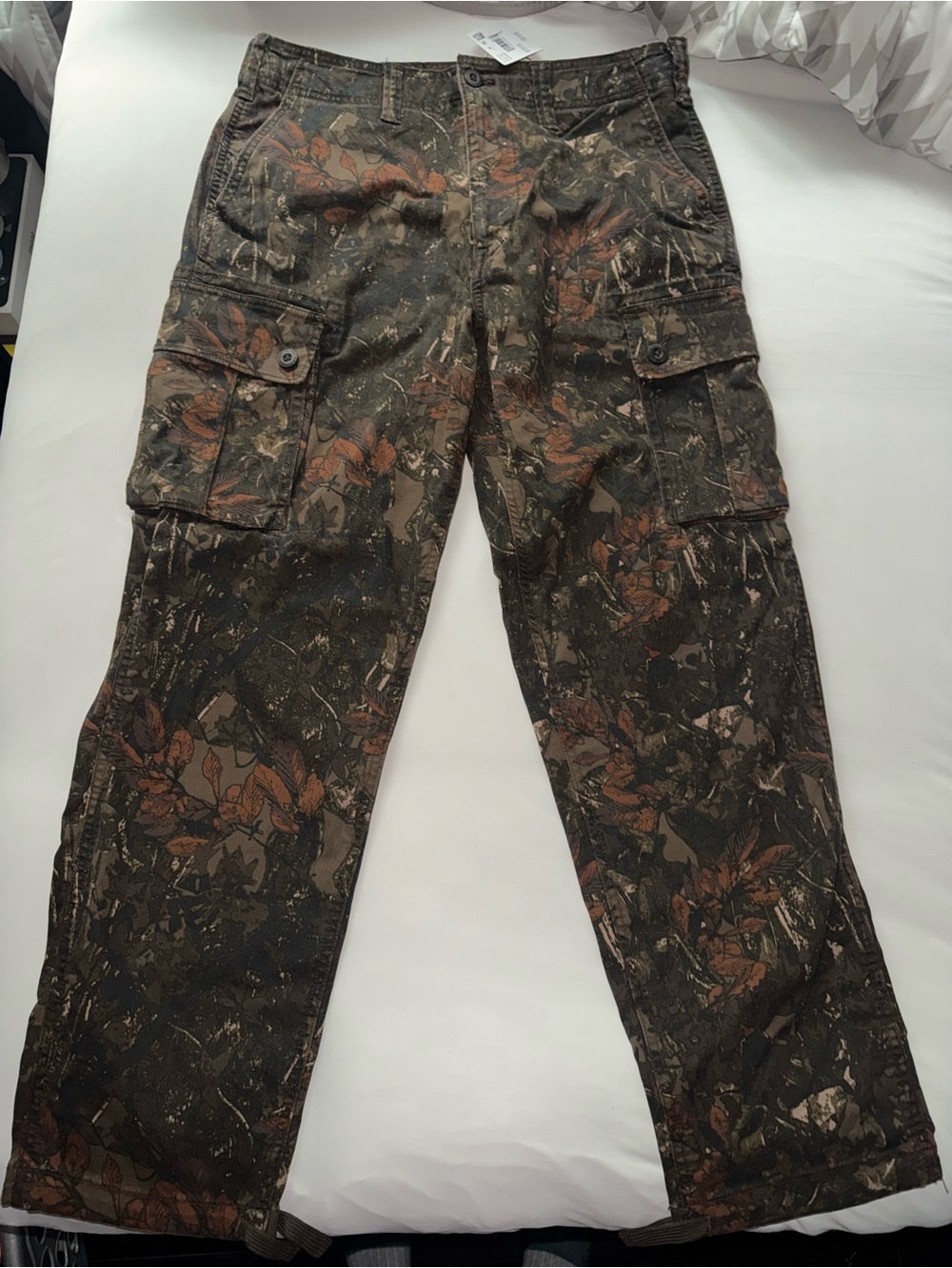 American Eagle Lived In Cargo Flex Camo